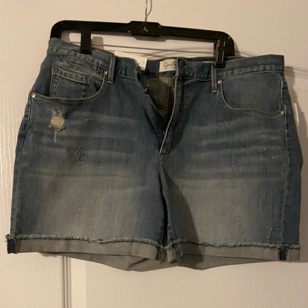 Jessica Simpson 'Monroe Boyfriend' shorts